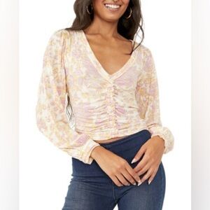 𝅺free people Top Blouse ruched floral pink white top V-Neck